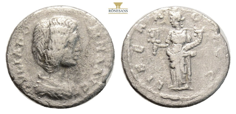 JULIA DOMNA. Circa 193-196 AD. AR Denarius (2,3 g; 17,8 mm) 
Obv. IVLIA DOMNA AV...