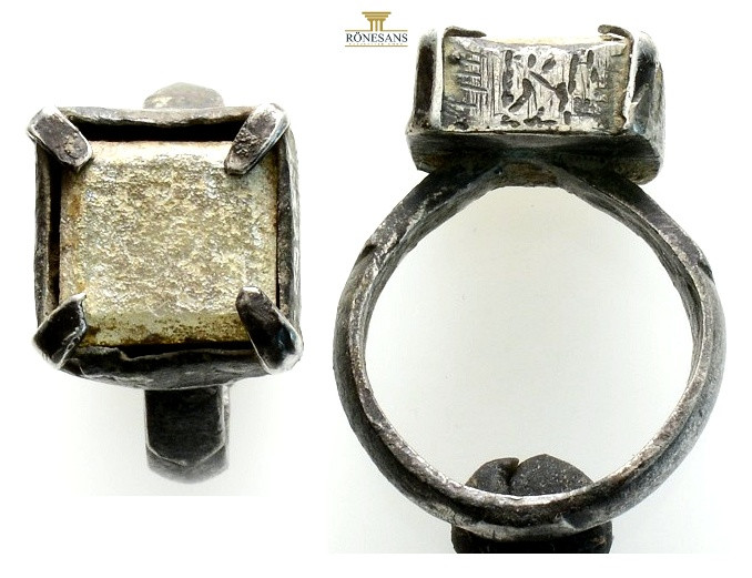 Ancient silver ring. 8,79 g. 18,46 mm.