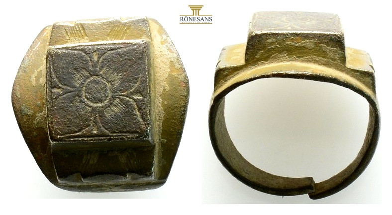 Ancient Bronze ring. 12,30 g. 18,8 mm.