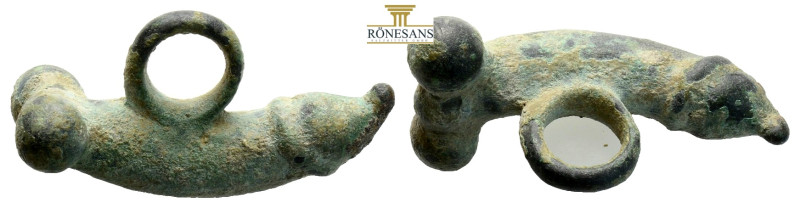 ANCIENT ROMAN BRONZE PHALLUS PENDANT. Circa 1st-3rd century AD. Bronze 
pendant ...