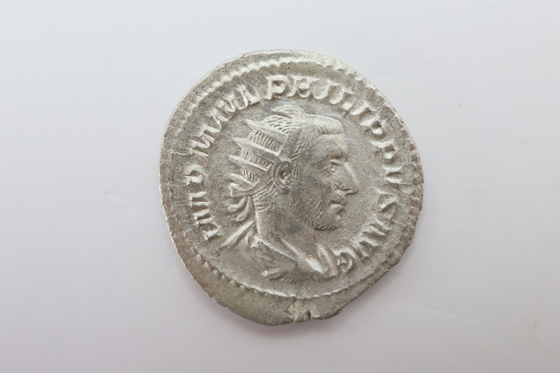 Philip I, 244-249. Antoninianus ; Silver, 4.10g. Extremely Fine