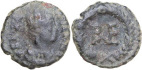 Ostrogothic Italy, Theoderic (493-526). AE Decanummium, Ravenna mint, 493-518. Obv. Turreted and draped bust of Ravenna right. Rev. Monogram within wr...