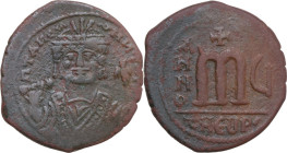 Tiberius II Constantine (578-582). AE Follis, Theupolis (Antioch) mint, dated RY 6 (579-580). Obv. Bust facing, crowned, wearing consular robes and ho...