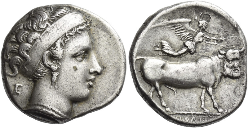 Neapolis 

Didrachm circa 350-325, AR 21 mm, 7.20 g. Head of nymph r., wearing...