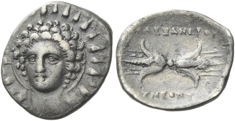 Tarentum 

Diobol, under Alexander the Molossian circa 334-333, AR 13 mm, 1.10...