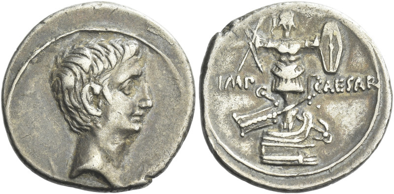 Octavian, 32 – 27

Denarius, Brundisium and Roma (?) circa 29-27 BC, AR 19 mm,...