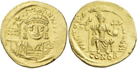 Justin II, 15 November 565 – 5 October 578 

Solidus 565-578, AV 20 mm, 4.46 g. D N I – VSTI – NVS P P AVG Helmeted, pearl-diademed and cuirassed bu...