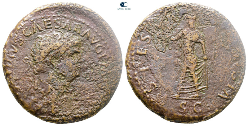 Claudius AD 41-54. Rome
Sestertius Æ

34 mm, 21,36 g



Good Fine