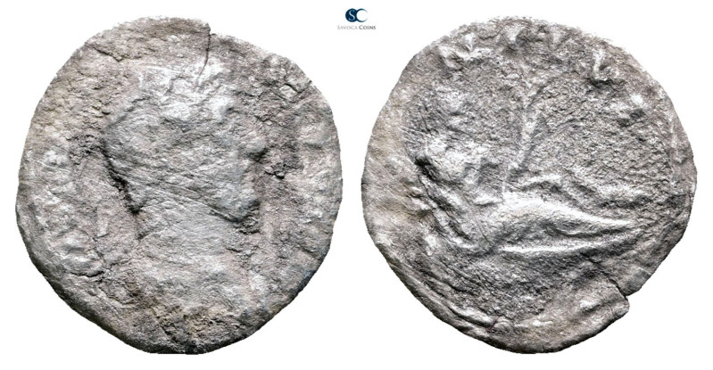 Hadrian AD 117-138. Rome
Denarius AR

18 mm, 1,50 g



Fine
