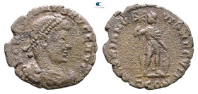Honorius AD 393-423. Constantinople. Follis Æ