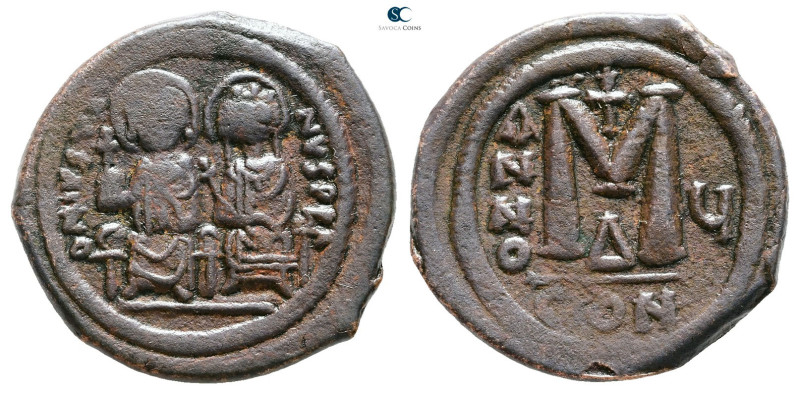 Justin II and Sophia AD 565-578. Constantinople
Follis or 40 Nummi Æ

30 mm, ...
