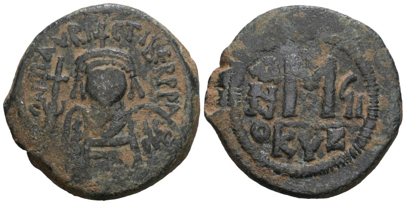 Maurice Tiberius (582-602) AE Follis. Weight 11,69 gr - Diameter 27 mm.