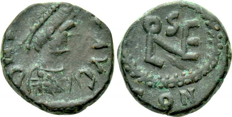LEO I (457-474). Nummus. Constantinople. 

Obv: D N LEO P F AVG. 
Diademed, d...