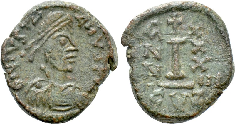 JUSTINIAN I (527-565). Decanummium. Cyzicus. Dated RY 33 (559/60). 

Obv: Diad...