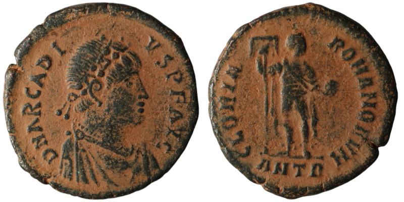 Arcadius (AD 383-408). Antioch
AE Follis (23mm, 4,64g)

Artificial sandpatina