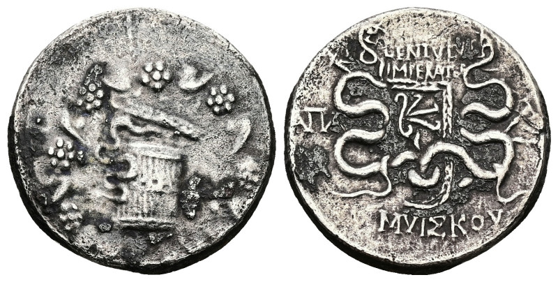 Phrygia, Apameia, AR Cistophoric Tetradrachm, Magistrate Myiskos. Ca. 56-54.
Ob...