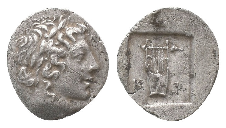 LYCIAN LEAGUE. Kragos. Hemidrachm (48-42 BC).
Obv: Λ - Y.
Laureate head of Apo...