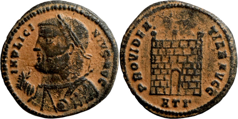 Licinius I (308-324). Æ Follis H Lureate and mantled bust l.holding mappa in r. ...