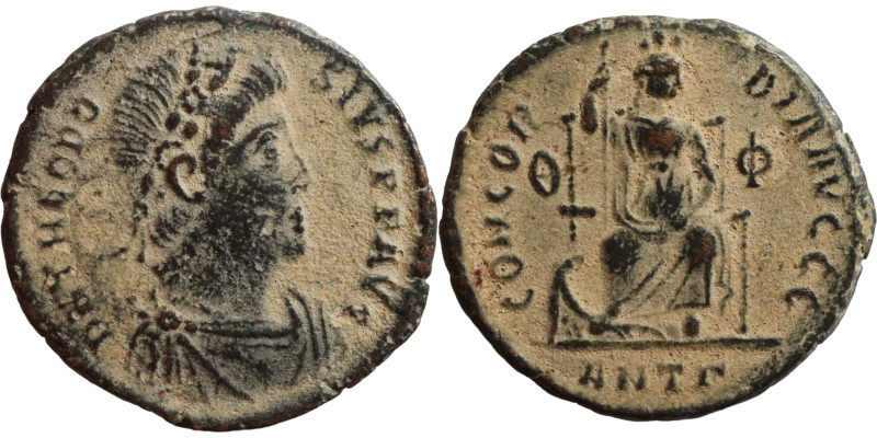 Theodosius I AD 379-395.

17mm 2,82g

Artificial sand patina