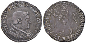 Clemente VII (1523-1534). Bologna. Giulio AG gr. 3,97. Muntoni 107. Berman 877. Chimienti 286. MIR 830/1. Molto raro. Patina di medagliere, bel BB