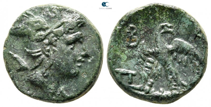 Kings of Macedon. Uncertain mint in Macedon. Perseus 179-168 BC. 
Bronze Æ

1...