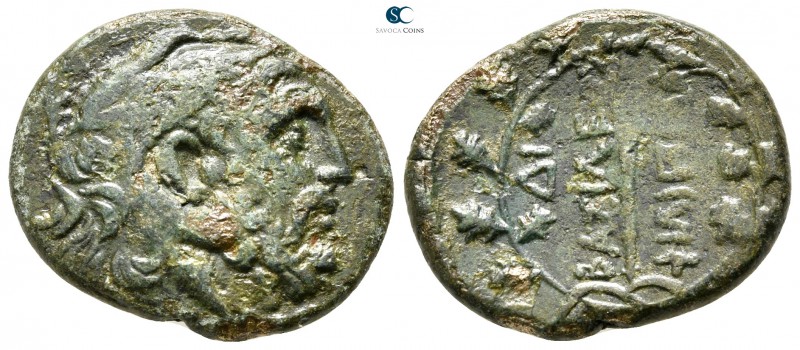 Kings of Macedon. Uncertain mint. Philip V 221-179 BC. 
Bronze Æ

23 mm., 6,3...