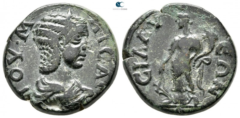 Pamphylia. Sillyon. Julia Maesa AD 218-224. 
Bronze Æ

23 mm., 11,01 g.


...