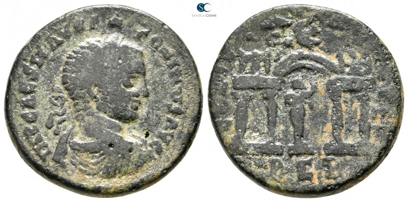 Phoenicia. Berytus. Elagabalus AD 218-222. 
Bronze Æ

25 mm., 10,68 g.


...