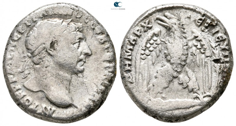 Phoenicia. Tyre. Trajan AD 98-117. 
Tetradrachm AR

24 mm., 13,00 g.



v...