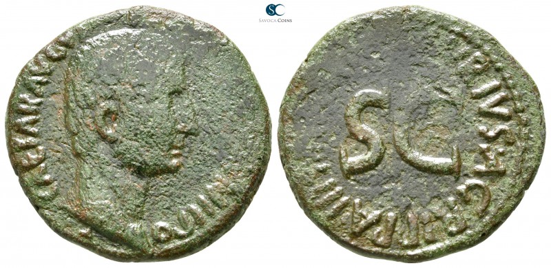 Augustus 27 BC-AD 14. Rome
As Æ

27 mm., 10,11 g.



nearly very fine