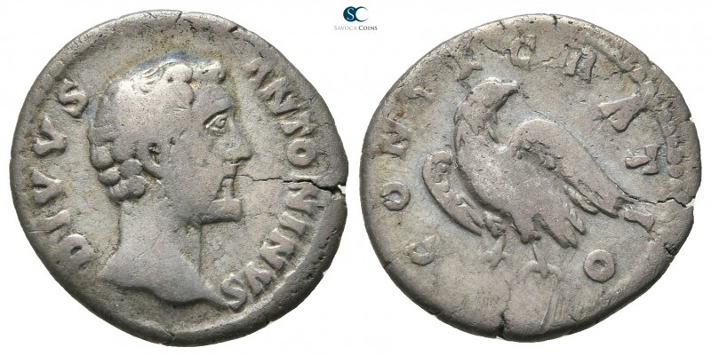 Divus Antoninus Pius AD 161. Rome
Denarius AR

19 mm., 2,96 g.



nearly ...