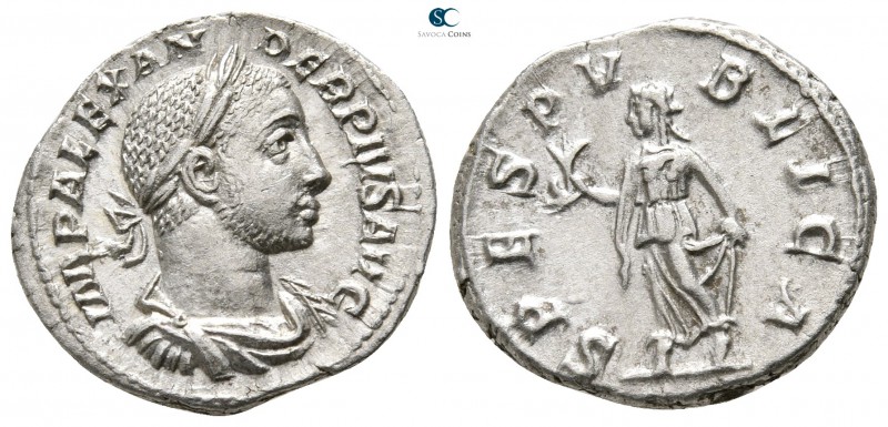 Severus Alexander AD 222-235. Rome
Denarius AR

19 mm., 3,30 g.



very f...