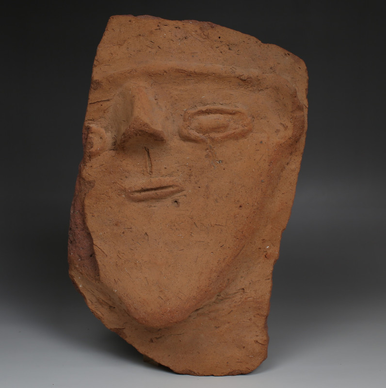 ITEM: Sarcophagus lid
MATERIAL: Pottery
CULTURE: Canaanite
PERIOD: 1400 - 120...