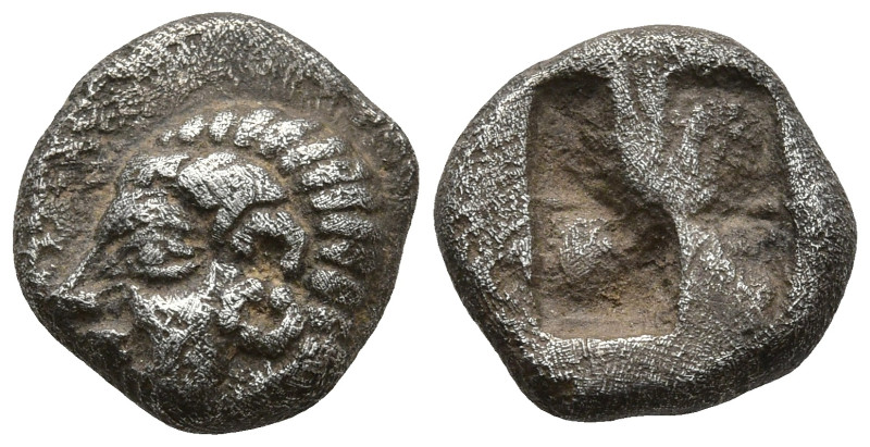 IONIA. Kolophon. (Circa 530/25-500 BC).
AR Obol (8,9mm 0,97g).
Obv: Archaic he...