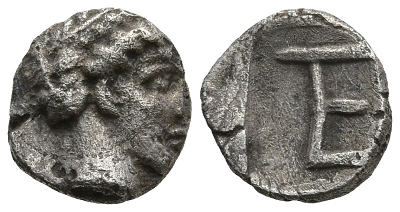 IONIA. Kolophon. (Circa 450-410 BC)
AR Tetartemorion (6,8mm 0,33g)
Obv: Laurea...