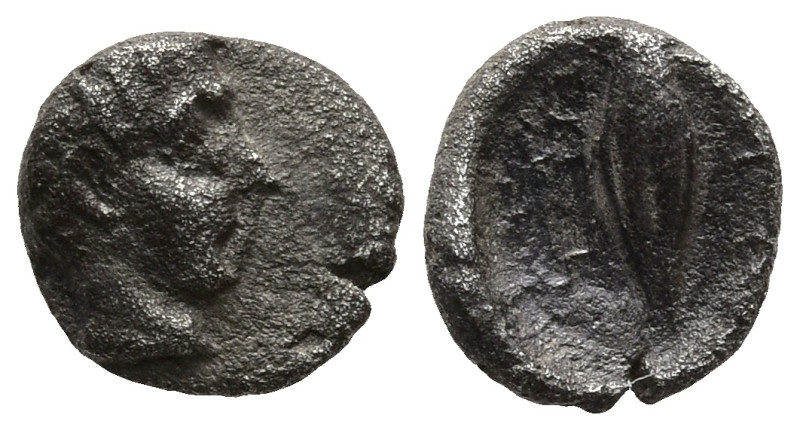 IONIA. Magnesia ad Maeandrum. (Circa 400-350 BC).
AR Tetartemorion (6,2mm 0,22g...