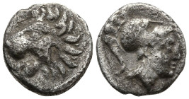 PAMPHYLIA. Side. (Circa 370-360 BC).
AR Obol (9,9mm 0,77g)
Obv: Lion’s head with open jaws to left.
Rev: Head of Athena to right, wearing Corinthia...