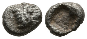 THRACO-MACEDONIAN REGION. Uncertain. (Circa 520-470 BC)
AR Tetartemorion (5,2mm 0,10g)
Obv: Head of roaring lion right.
Rev: Quadripartite incuse s...