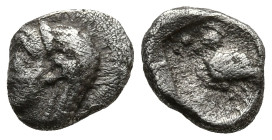 WESTERN ASIA MINOR. Uncertain. (Circa 5th century BC)
AR Tetartemorion (5,2mm 0,17g )
Obv: Archaic head of Apollo to left
Rev: Owl standing to left...