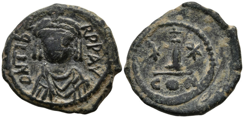 Maurice Tiberius (AD 582-602). Constantinople
AE Decanummium (20,4mm 4g)
Obv: ...