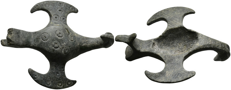 Ancient winged eagle figurine
(75,4mm 58,99g)