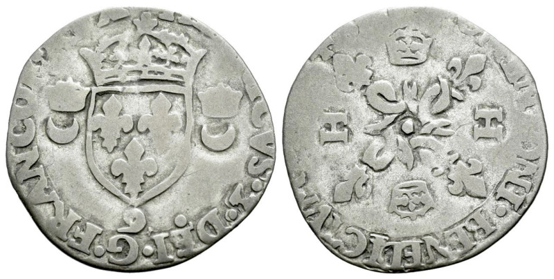 France, Henri IV, 1589-1610 Douzain de Navarre 1590, billon 24.00 mm., 2.06 g.
...