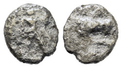 Italy. Northern Lucania, Poseidonia, c. 445-420 BC. AR Diobol (8,8mm, 0.7g). Poseidon walking r., wielding trident. R/ Bull standing l. HNItaly 1119.