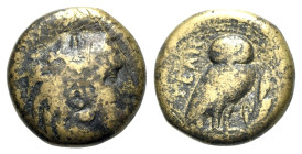 Italy, Northern Lucania, Velia, 4th-2nd centuries BC. Æ (16mm, 4.08g, 3h). Head of Herakles r., wearing lion’s skin. R/ Owl standing r., head facing; ...