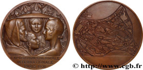 III REPUBLIC
Type : Médaille, Exposition coloniale internationale 
Date : 1931 
Mint name / Town : 75 - Paris 
Metal : bronze 
Diameter : 68  mm
Engra...