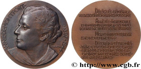 LITERATURE : WRITERS - POETS
Type : Médaille, Annie de Montfort 
Date : n.d. 
Mint name / Town : Monnaie de Paris 
Metal : bronze 
Diameter : 58,5  mm...