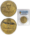 Deutsche Münzen und Medaillen ab 1871, MEDAILLEN UND JETONS. Drittes Reich. Abzeichen Tag der Arbeit 1 Mai 1934. Messing. PCGS Genuine Environmental D...