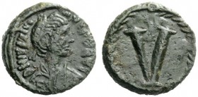 THE OSTROGOTHS 
 Theoderic, 493-526 
 Pseudo-Imperial Coinage. In the name of Justinian I, 527-565. Pentanummium, Roma 534-536, Æ 1.82 g. DN IVIIIV ...