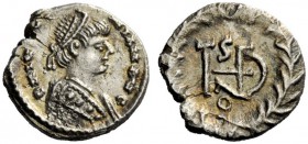 THE OSTROGOTHS 
 Theodahad, 534-536 
 Pseudo-Imperial Coinage. In the name of Justinian I, 527-565. Half siliqua, Roma 534-536, AR 1.36 g. DN IVSTI ...