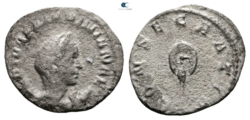 Diva Mariniana AD 254-256. Rome
Antoninianus AR

22 mm, 2,57 g



Good Fi...